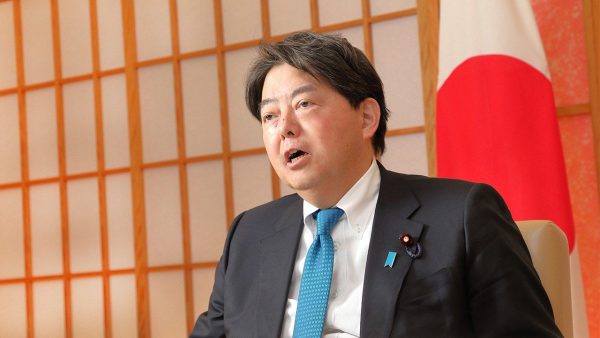 Los ministros de Asuntos Exteriores de Japón y Francia acuerdan cooperar en la ayuda alimentaria